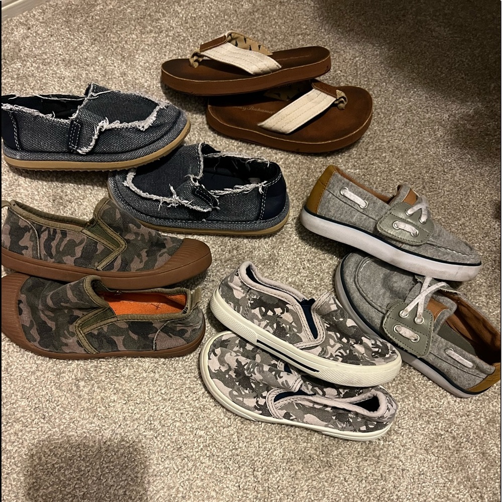 Bundle of boys really cute size 9 shoes